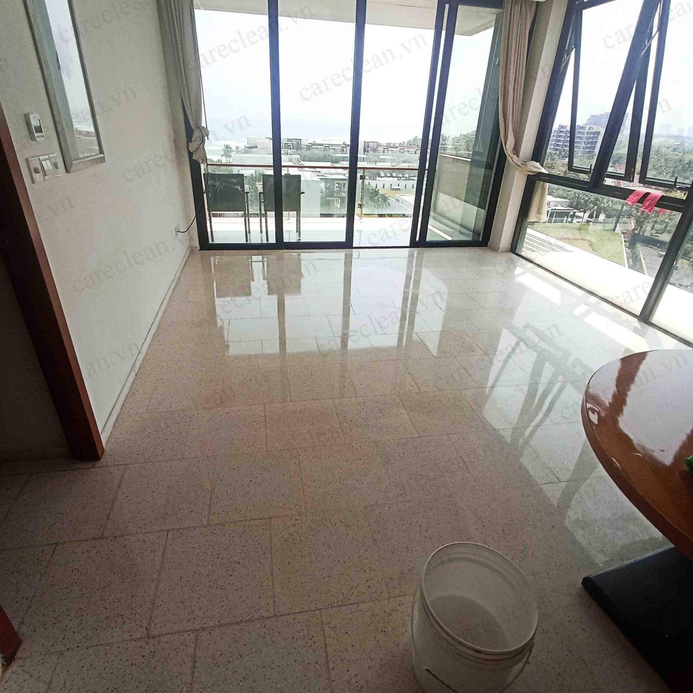Hóa Chất Đánh Bóng Đá Tự Nhiên Lựa Chọn và Sử Dụng Hiệu Quả