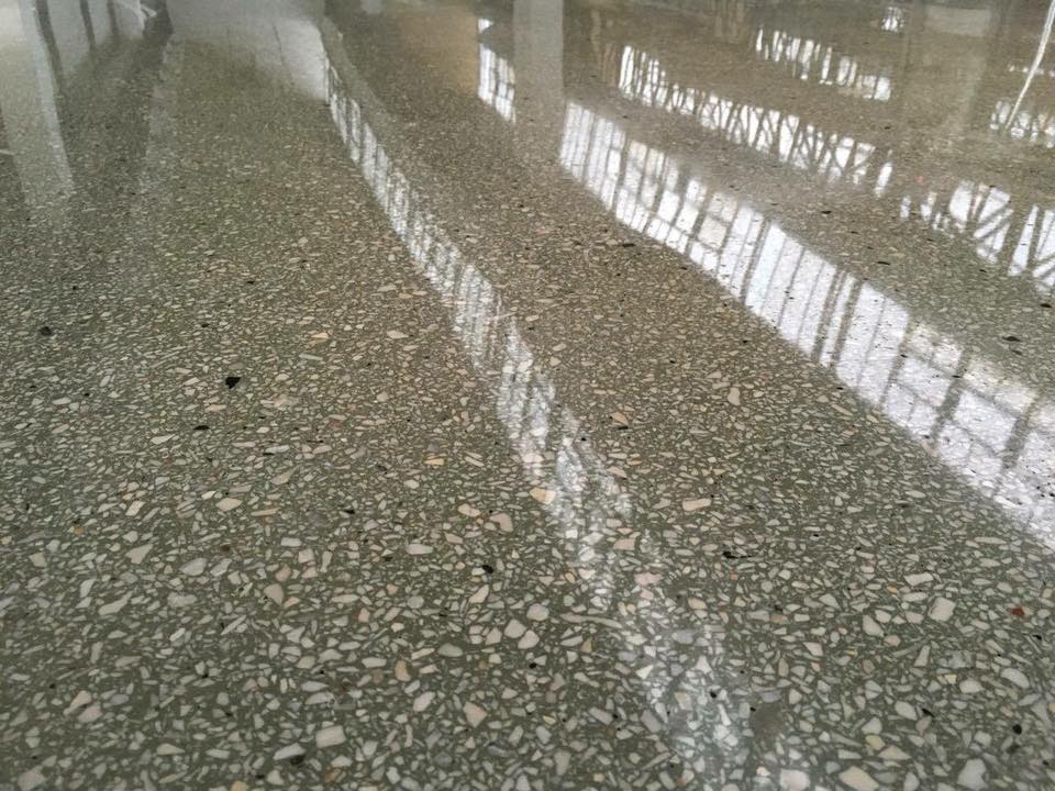 Tìm hiểu quy trình đánh bóng bê tông chuẩn mài – densify – polish – seal